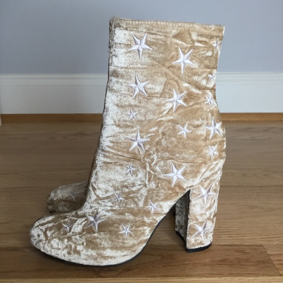 Wild Diva Boots crushed velvet embroidered star ankle stacked heels - Picture 7 of 14